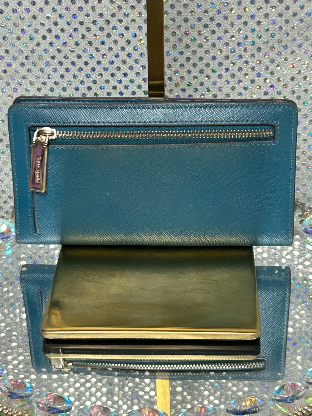 kate spade Teal Saffiano Leather Zip Wallet w/Gold Logo Approx. 6.5 x 3.5 - Picture 2 of 8
